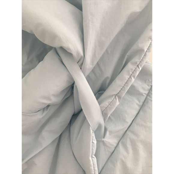 NWT ANTHROPOLOGIE Maeve Quilted Puffer Scarf, Powder Light Blue, 11.5 x 52” EUC - Picture 9 of 11